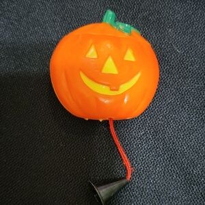 Vintage Halloween Jack-O'-Lantern Pull-String Pin